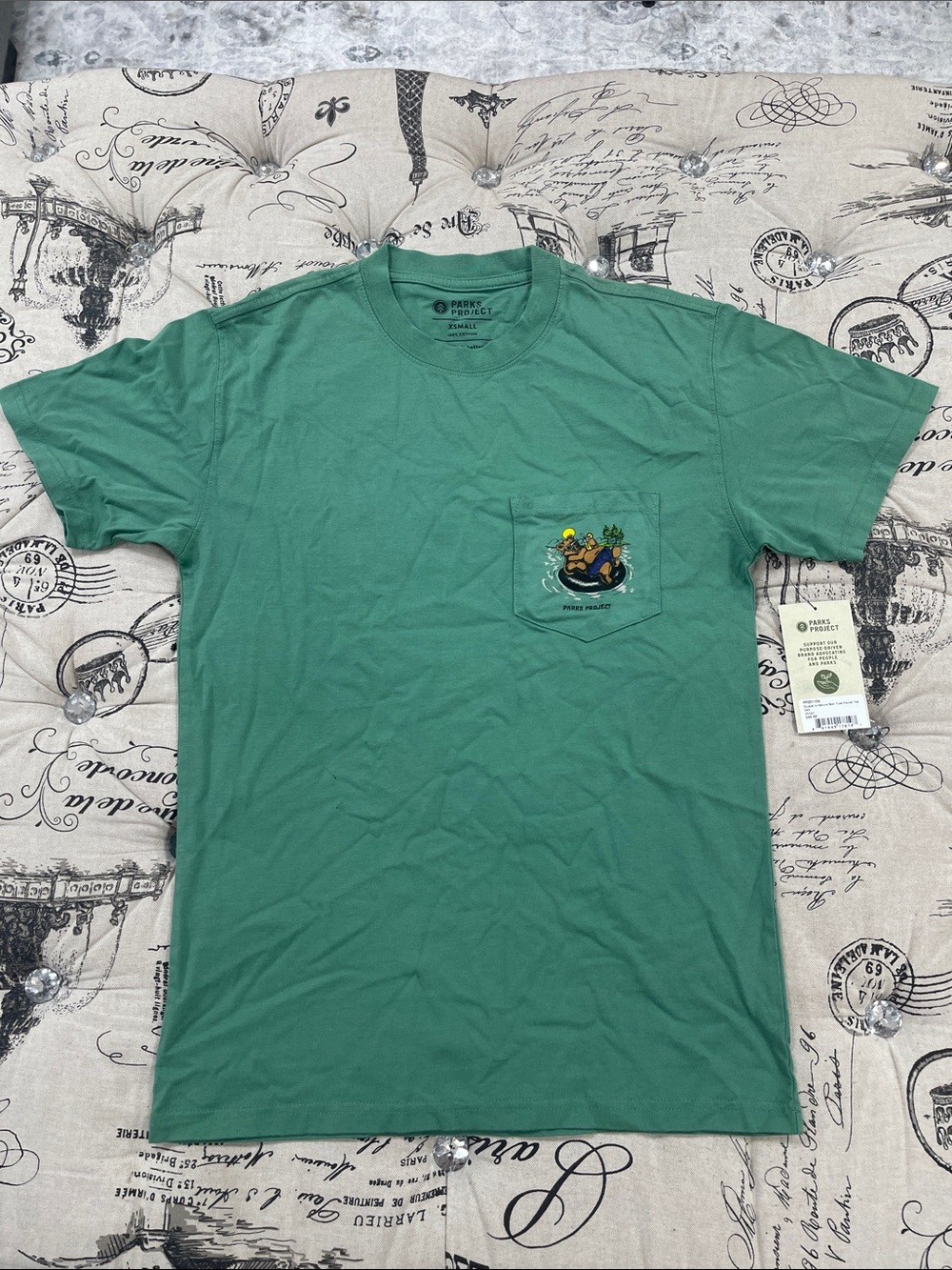 Parke & Ronen Men's Green Pocket Tee with Tropical Pocket Graphic